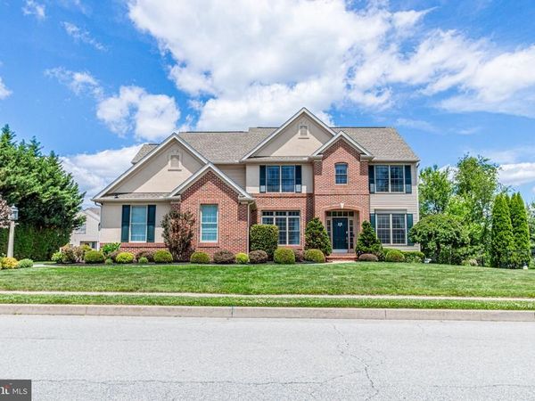 2705 WOODSPRING DRIVE, YORK, PA 17402