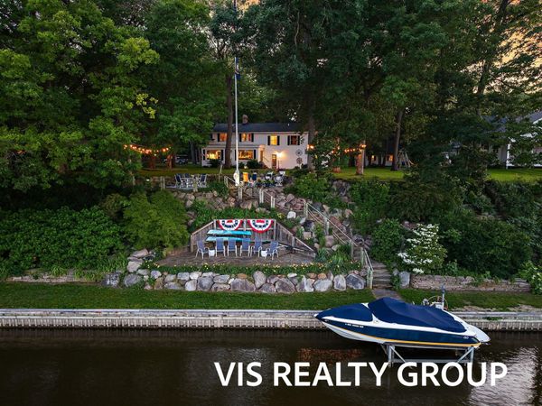15085 Mercury Drive, Grand Haven, MI 49417