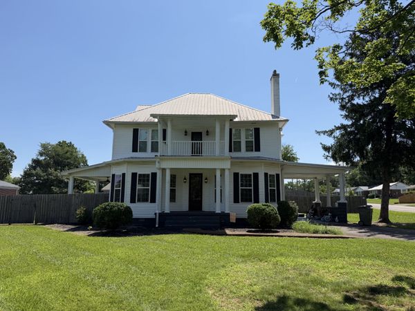 106 Lafayette Ave , Lawrenceburg, TN 38464