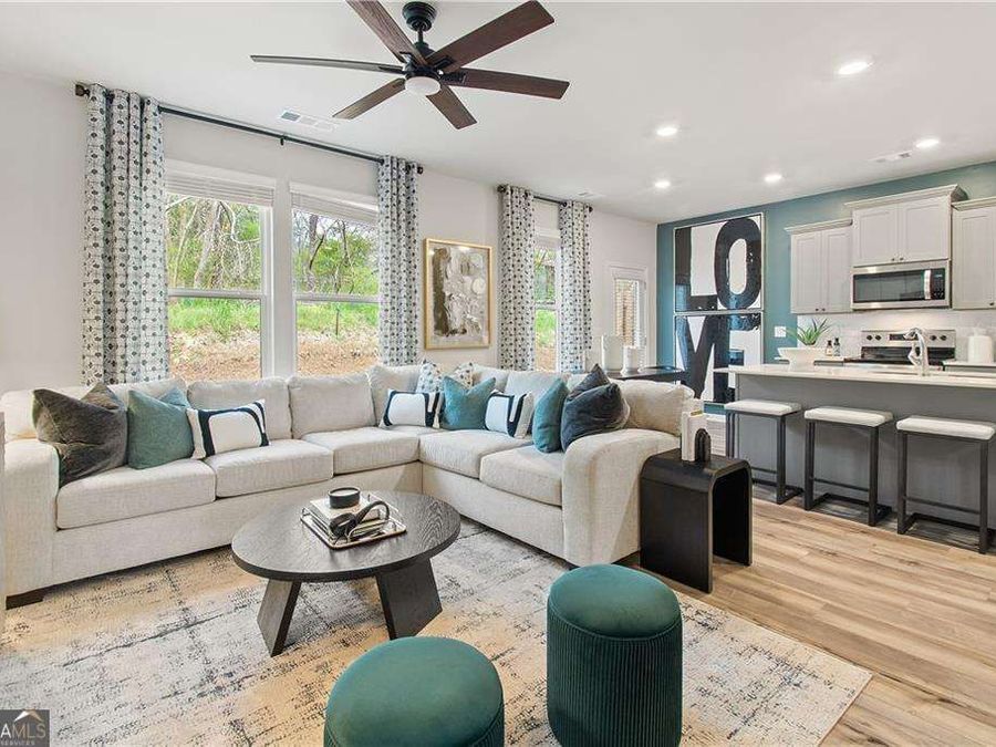 Property Image 6