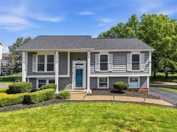 120 Clearbrook Drive, Cranberry Twp, PA 16066