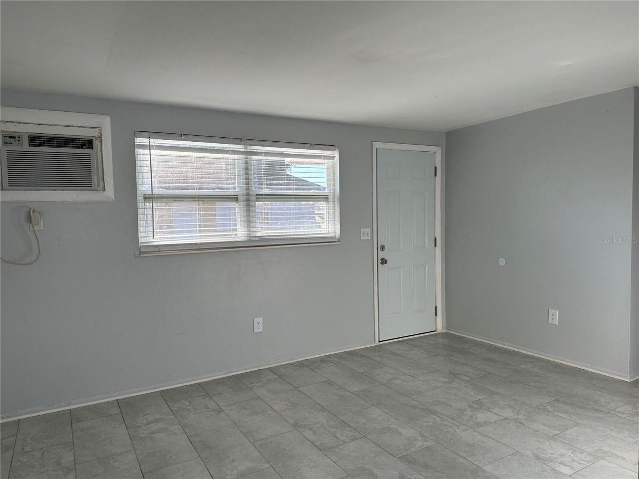 351 50th Avenue N, Saint Petersburg, FL 33703 Photo
