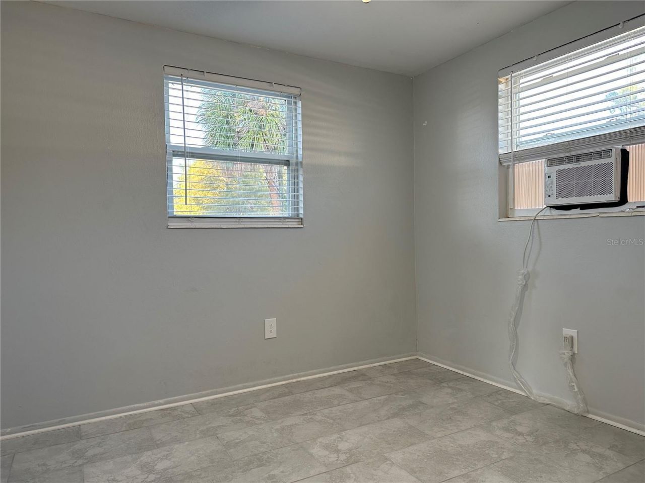 351 50th Avenue N, Saint Petersburg, FL 33703 Photo