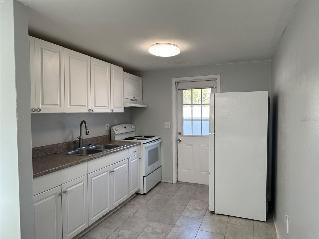 351 50th Avenue N, Saint Petersburg, FL 33703 Photo
