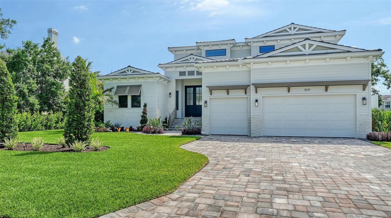 1519 Harbor Drive, Sarasota, FL 34239 Main Photo
