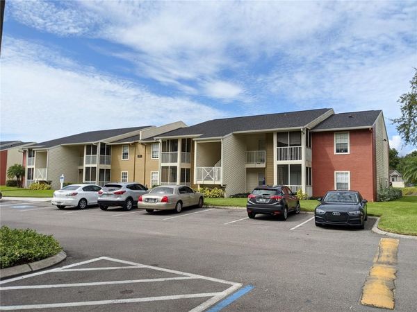 209 LAKE BROOK CIRCLE , Unit 103, BRANDON, FL 33511