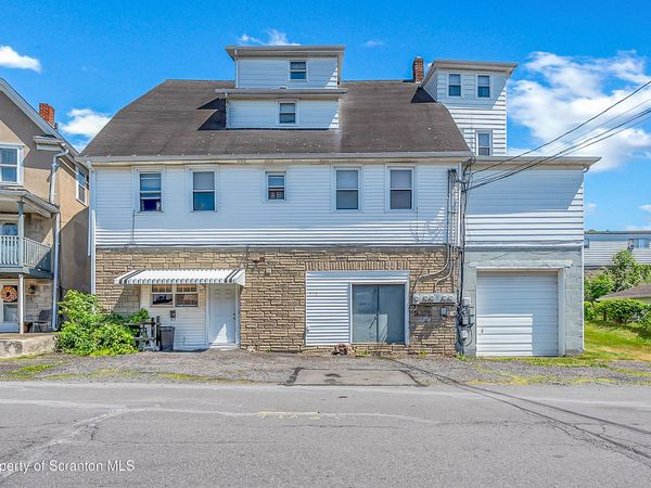 343 Smith Street, Dunmore, PA 18512