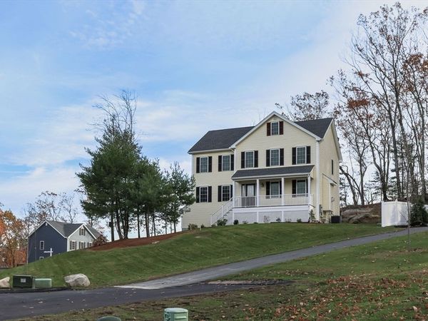 15 Oriole Dr, Groton, MA 01450