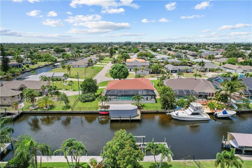 2223 SE 10th Ln , Cape Coral, FL 33990 Photo