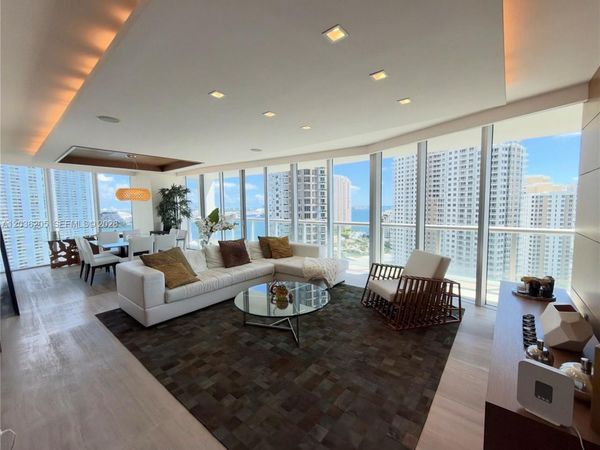 465 Brickell Ave, Unit 2101, Miami, FL 33131