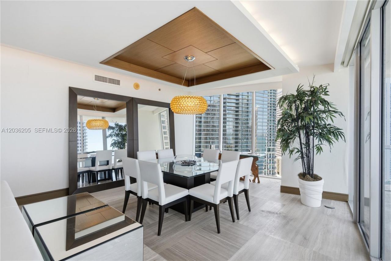465 Brickell Ave, Unit 2101, Miami, FL 33131 Photo