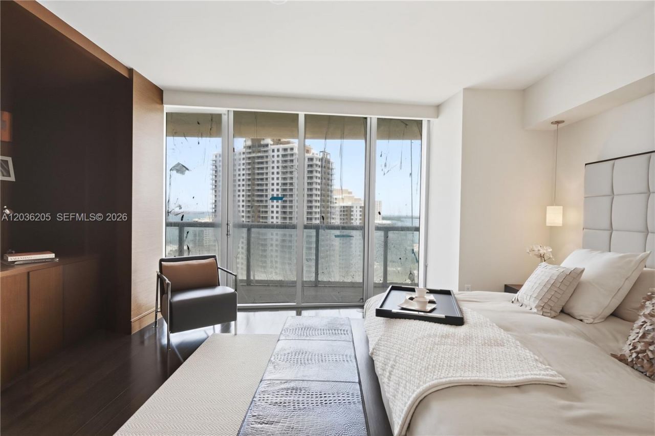 465 Brickell Ave, Unit 2101, Miami, FL 33131 Photo