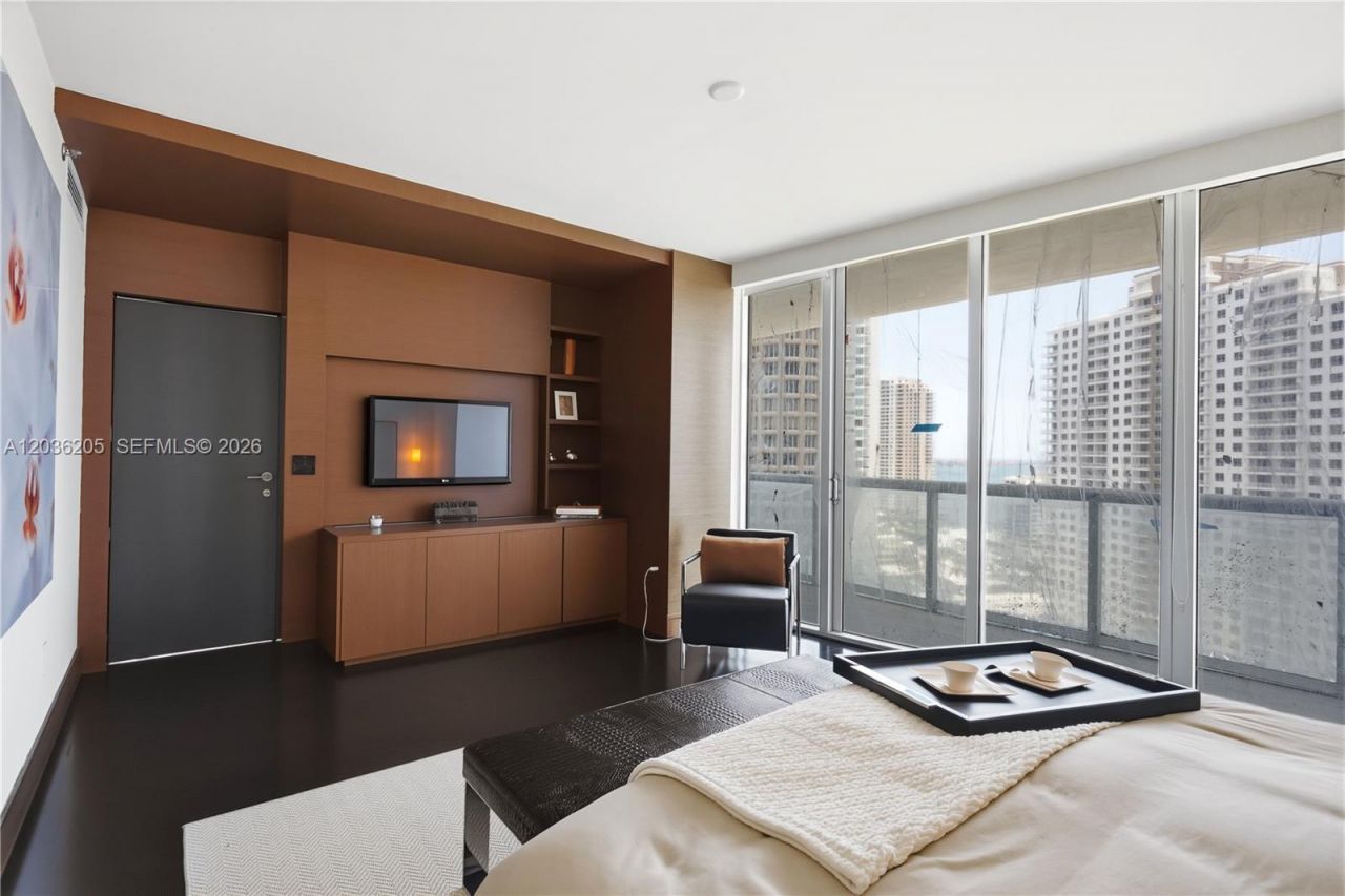 465 Brickell Ave, Unit 2101, Miami, FL 33131 Photo