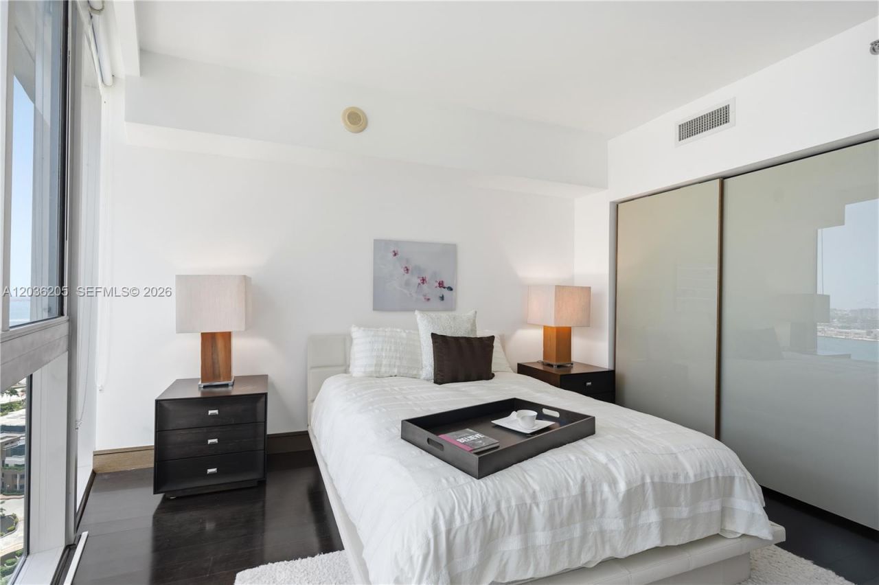 465 Brickell Ave, Unit 2101, Miami, FL 33131 Photo