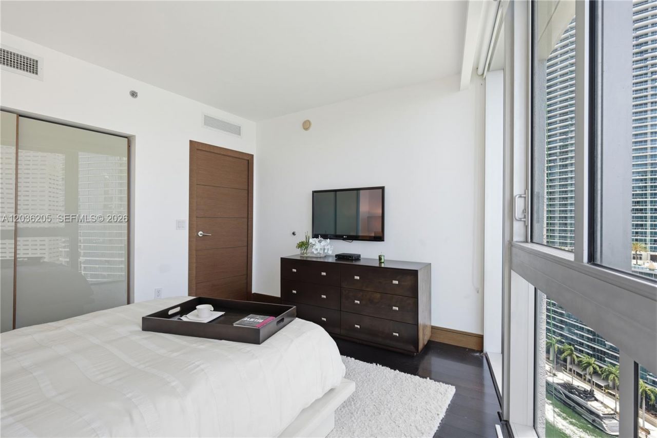 465 Brickell Ave, Unit 2101, Miami, FL 33131 Photo