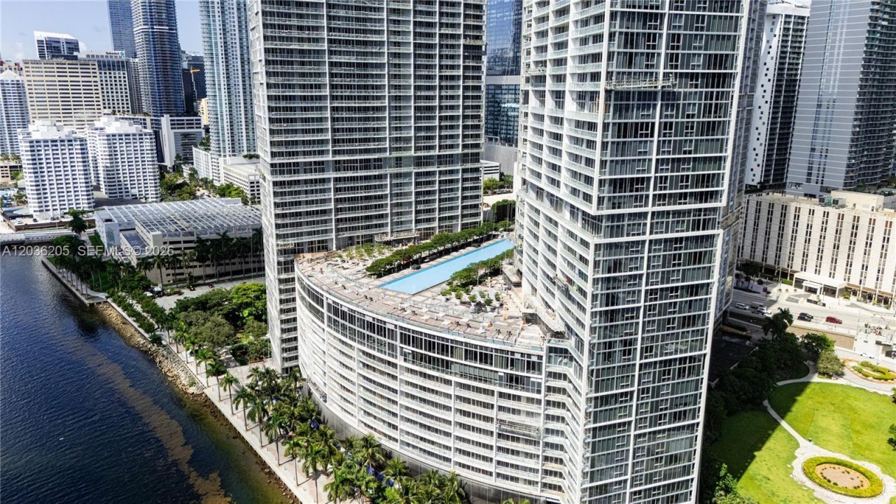 465 Brickell Ave, Unit 2101, Miami, FL 33131 Photo