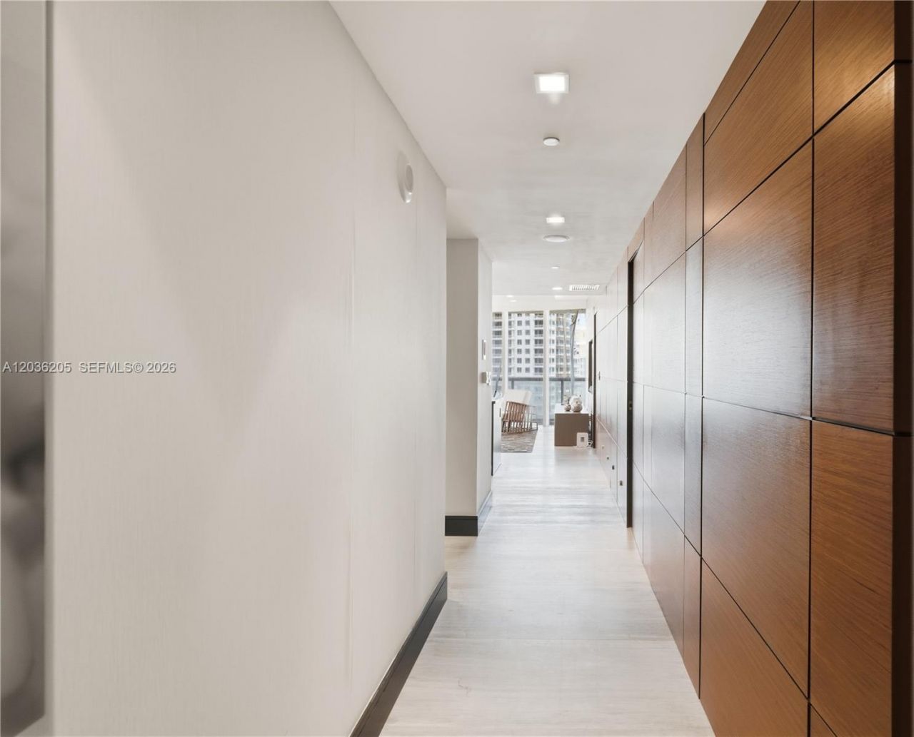 465 Brickell Ave, Unit 2101, Miami, FL 33131 Photo