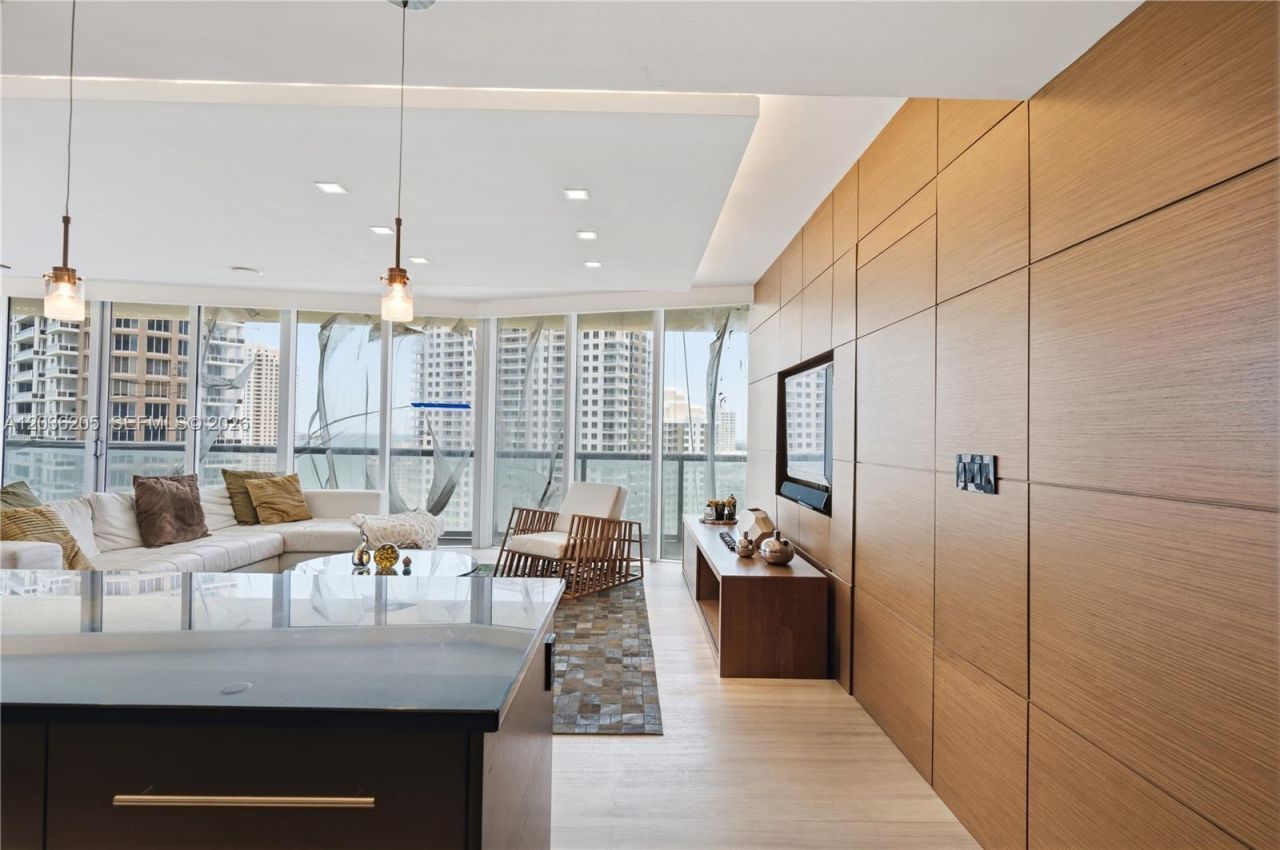 465 Brickell Ave, Unit 2101, Miami, FL 33131 Photo