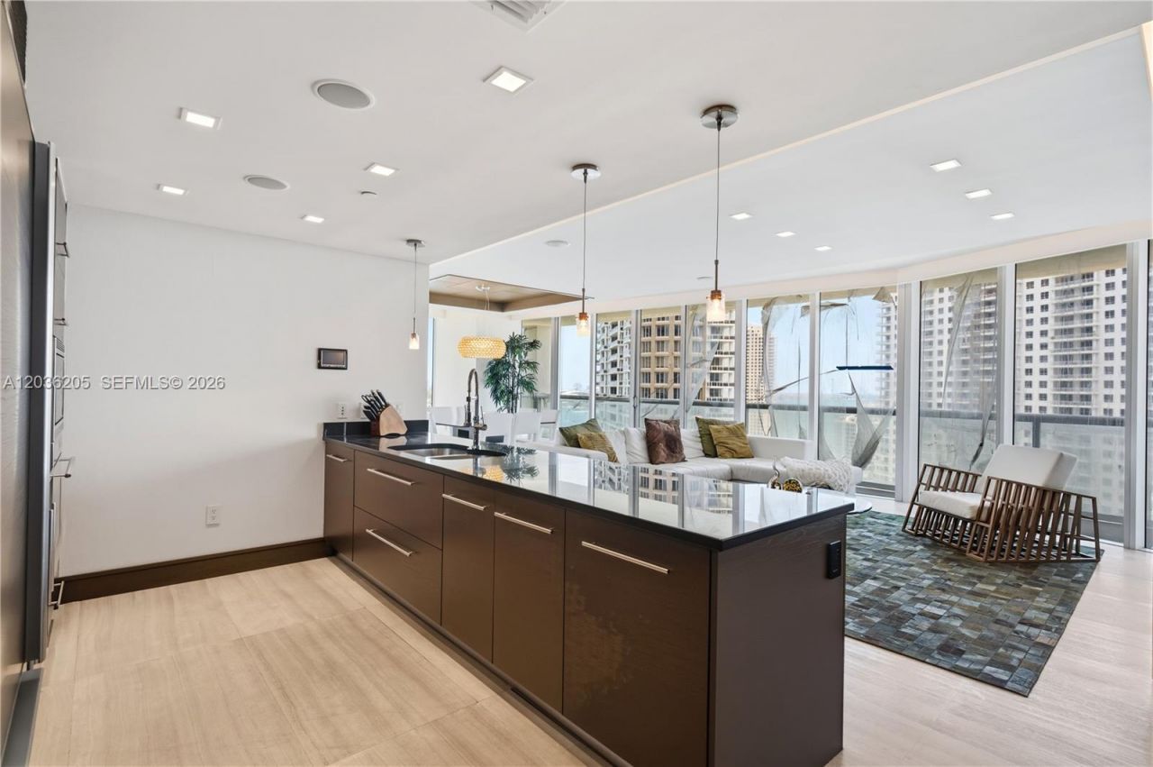 465 Brickell Ave, Unit 2101, Miami, FL 33131 Photo