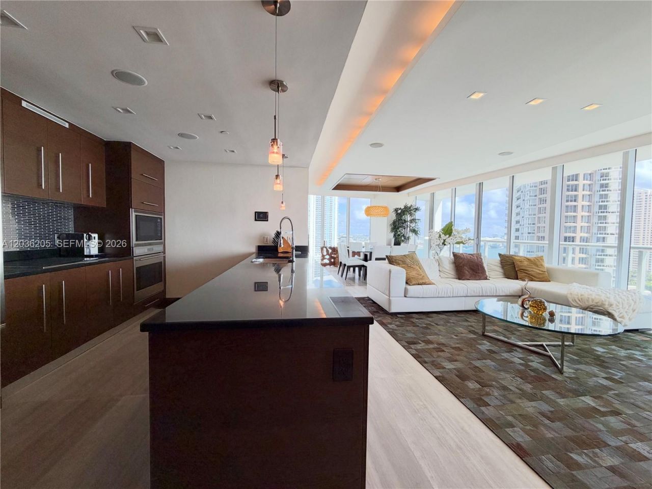 465 Brickell Ave, Unit 2101, Miami, FL 33131 Photo