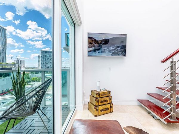 41 SE 5th St , Unit 706, Miami, FL 33131
