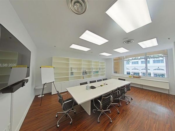 1607 Ponce De Leon Blvd , Unit 202, Coral Gables, FL 33134