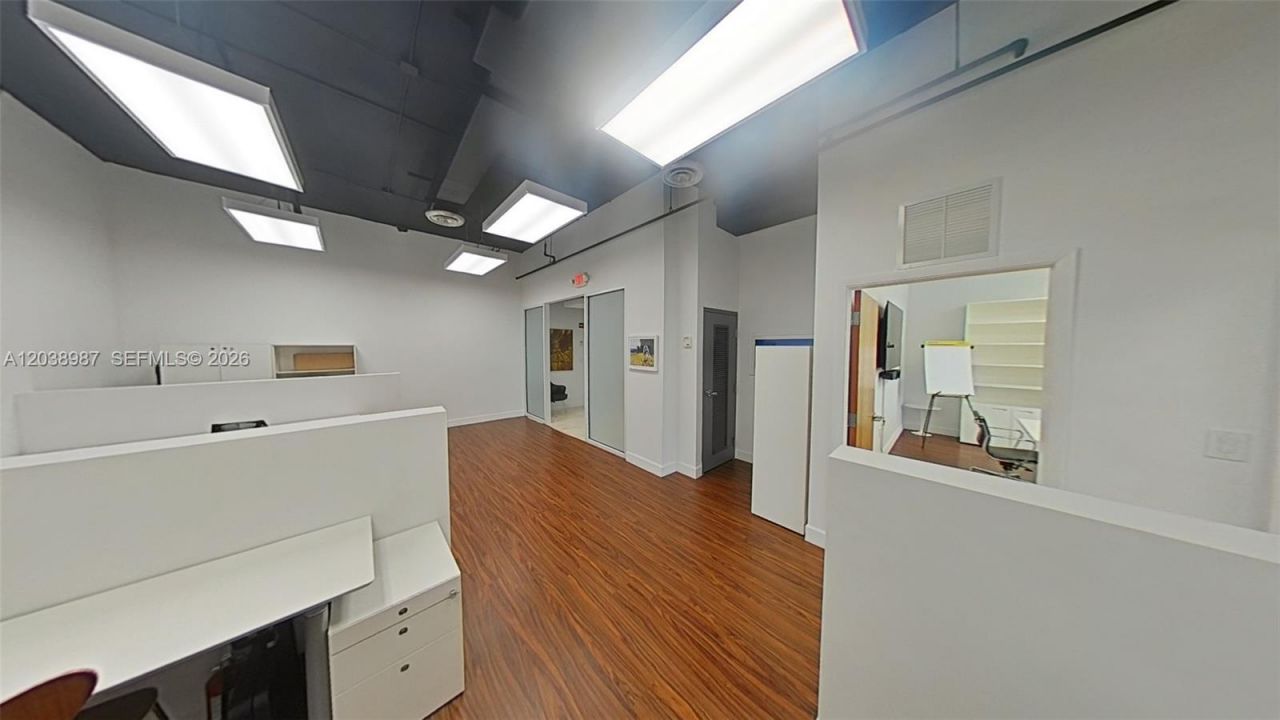 1607 Ponce De Leon Blvd , Unit 202, Coral Gables, FL 33134 Photo