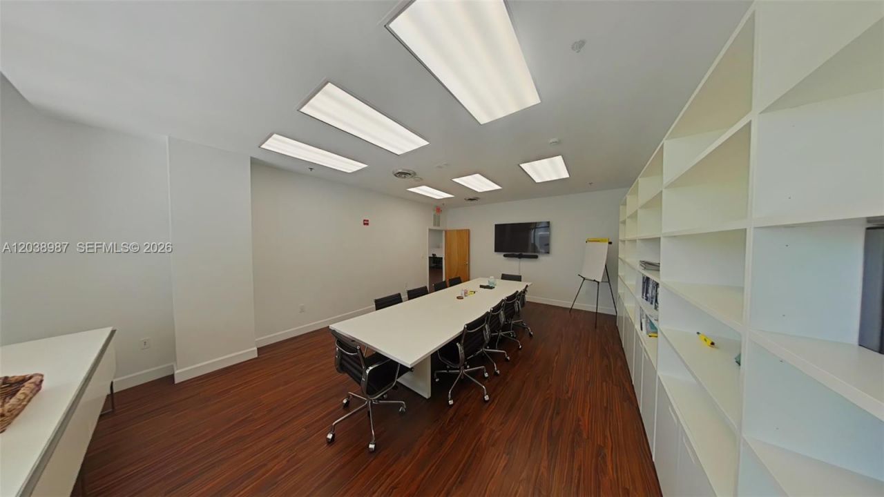 1607 Ponce De Leon Blvd , Unit 202, Coral Gables, FL 33134 Photo