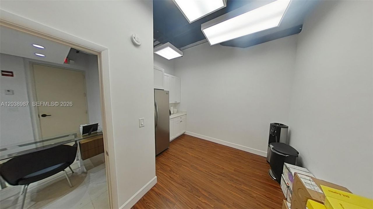 1607 Ponce De Leon Blvd , Unit 202, Coral Gables, FL 33134 Photo