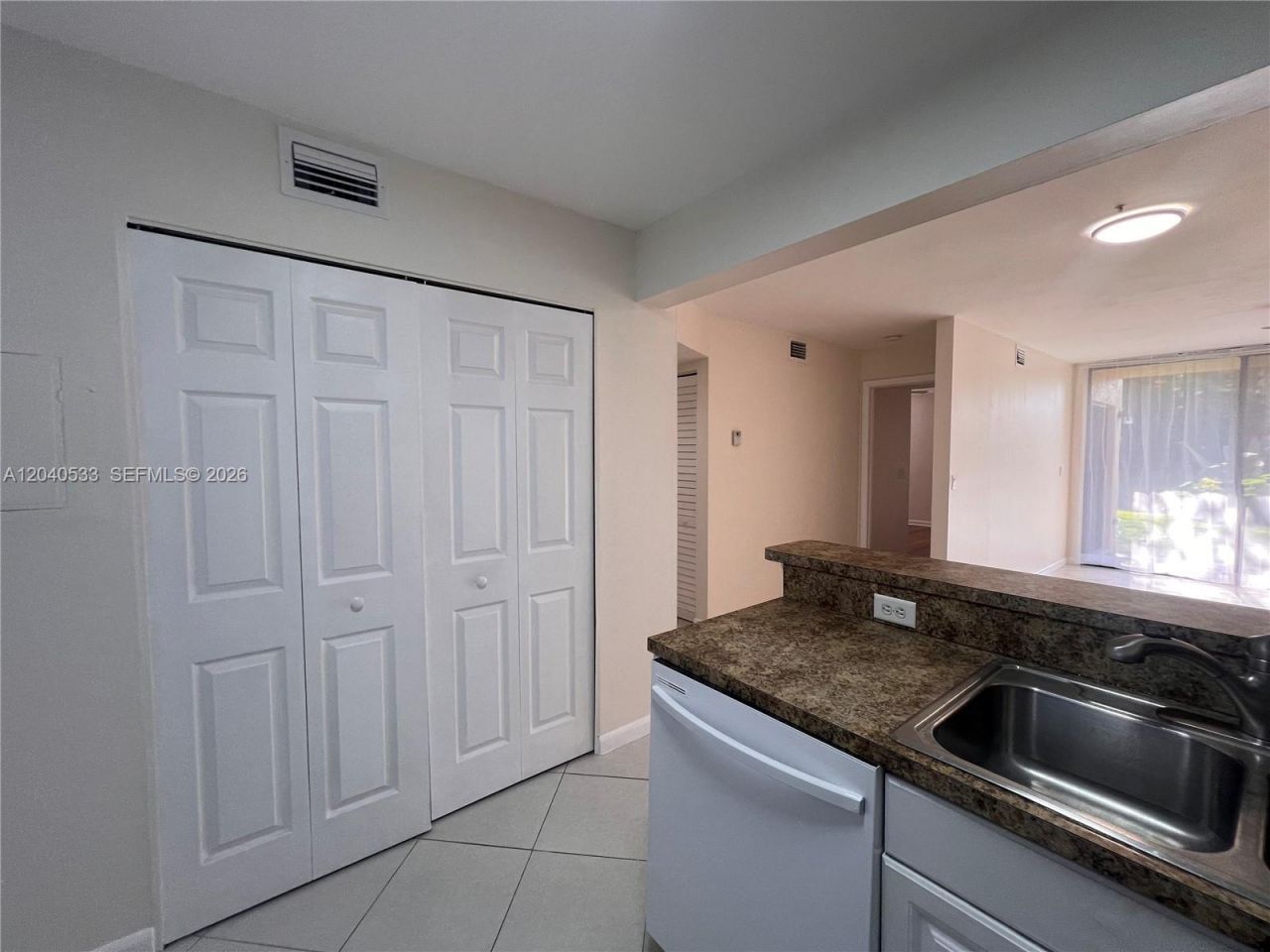 5661 Riverside Dr , Unit 101B7, Coral Springs, FL 33067 Photo