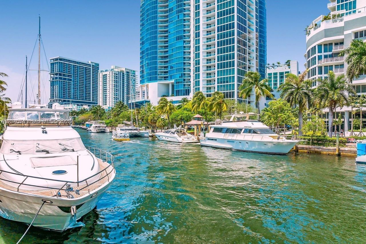 333 Las Olas Way, Unit 2506, Fort Lauderdale, FL 33301 Photo
