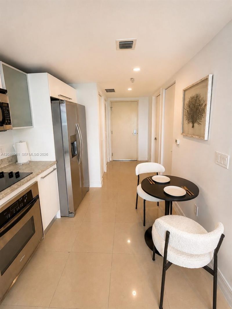 185 SW 7th St , Unit 2706, Miami, FL 33130 Photo
