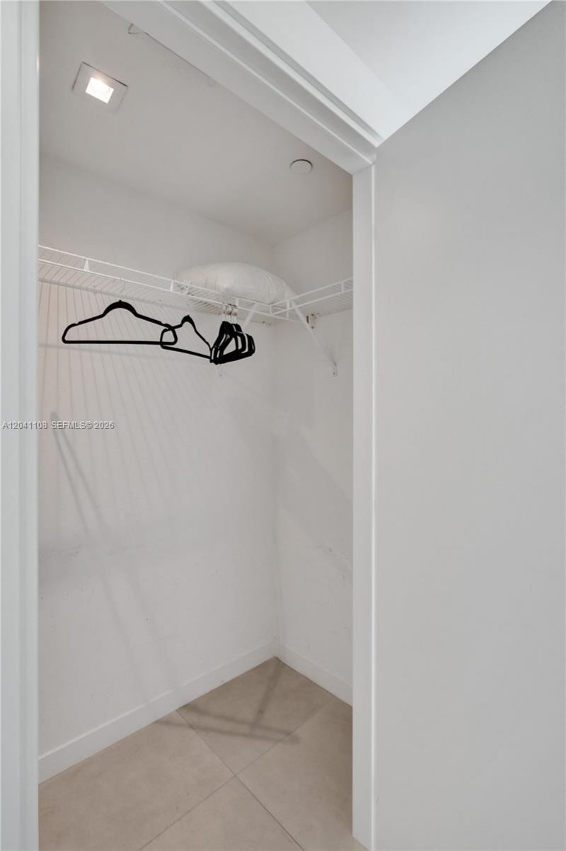 401 N Birch Rd , Unit 715, Fort Lauderdale, FL 33304 Photo