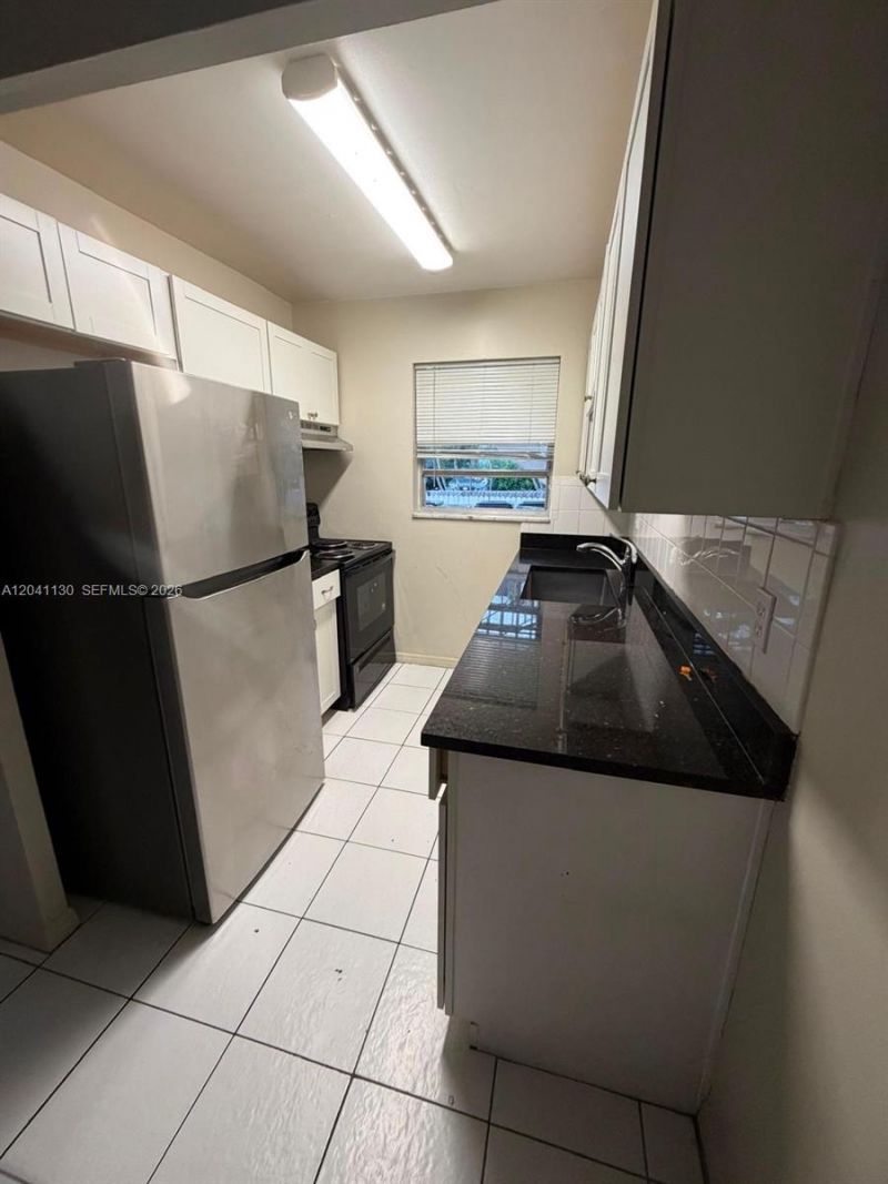 314 S J St, Unit 4, Lake Worth, FL 33460 Photo