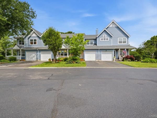 94 Broadlawn Drive, Central Islip, NY 11722