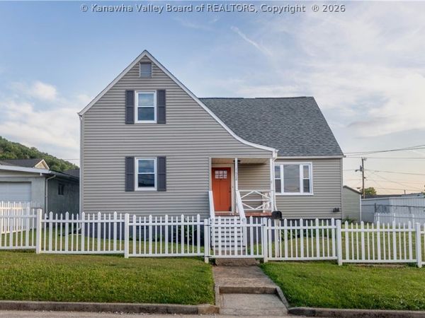 1628 16th Street, Nitro, WV 25143