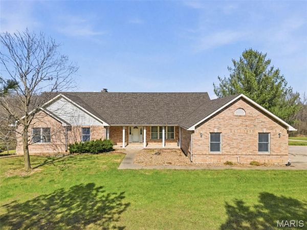 75 Morgans Way , Elsberry, MO 63343