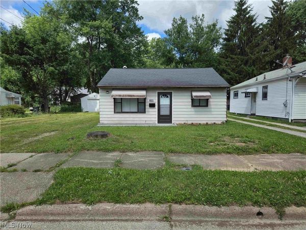 1022 Merton Avenue , Akron, OH 44306
