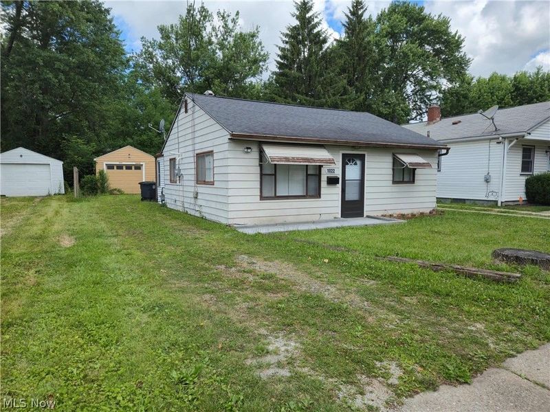 1022 Merton Avenue, Akron, OH 44306 Photo 2