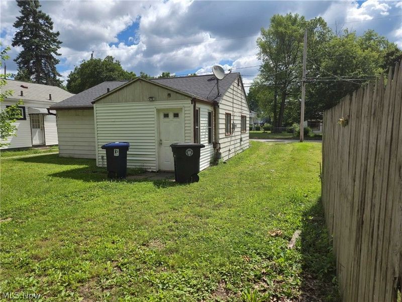 1022 Merton Avenue, Akron, OH 44306 Photo 3