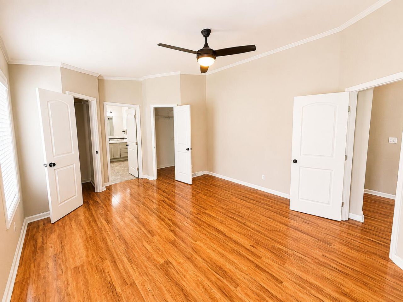 573 Pecan Orchard Drive Photo 10