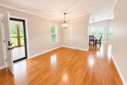573 Pecan Orchard Drive photo 4