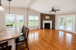 573 Pecan Orchard Drive photo 4
