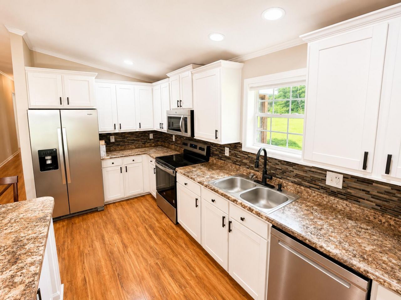 573 Pecan Orchard Drive Photo 7