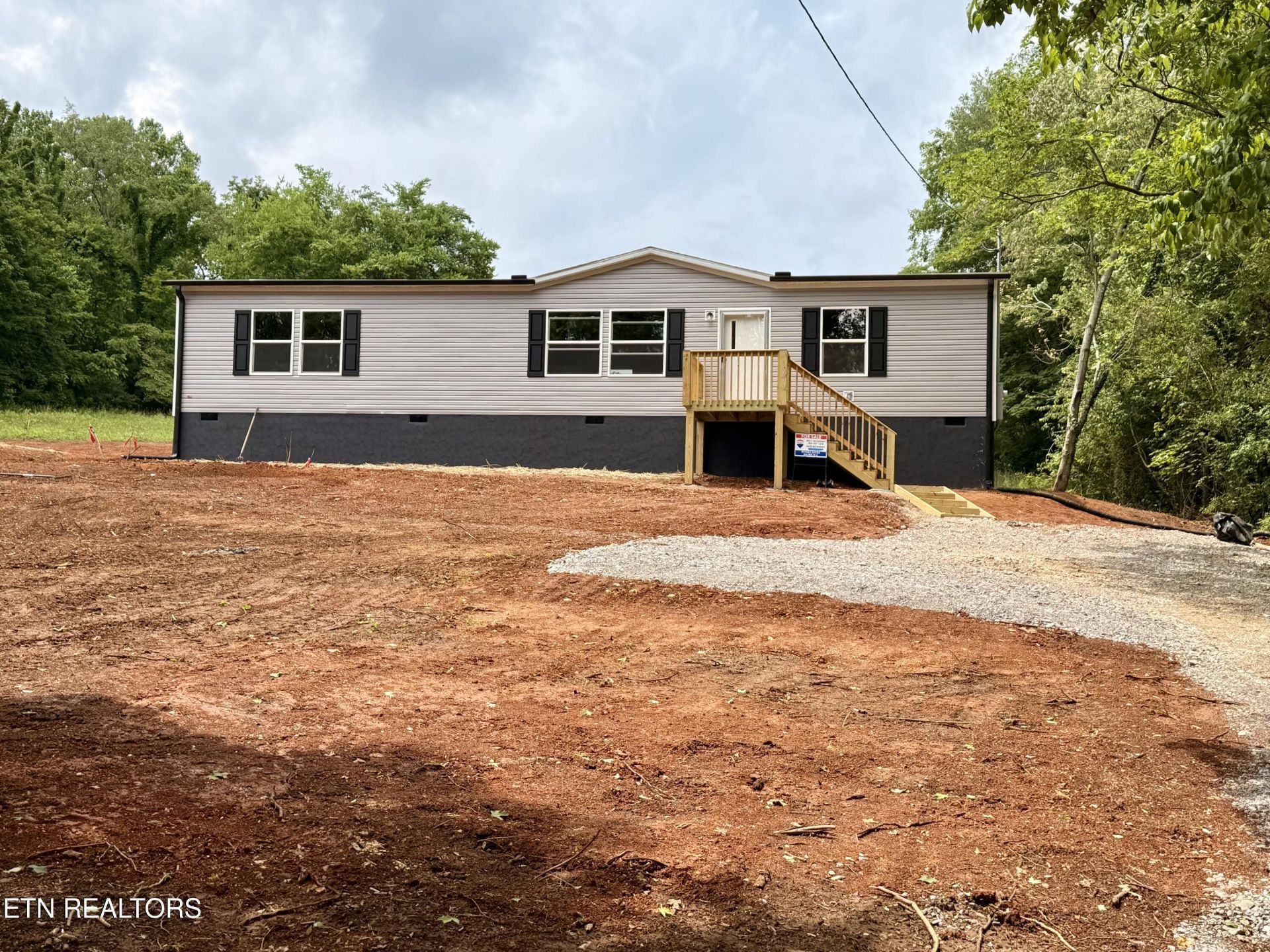 167 Mccormick Lane, Harriman, TN 37748 Main Photo
