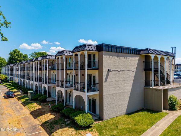 5709 Lyons View Pike, Knoxville, TN 37919