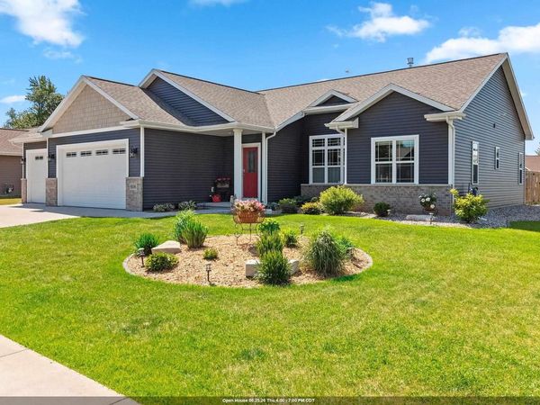 606 W 3RD STREET, Shawano, WI 54166