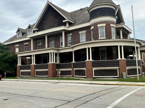 33 SHEBOYGAN STREET, Fond Du Lac, WI 54935