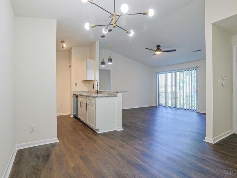 1544 W Galbraith Road, Unit 106, North College Hill, OH 45231 Photo 9