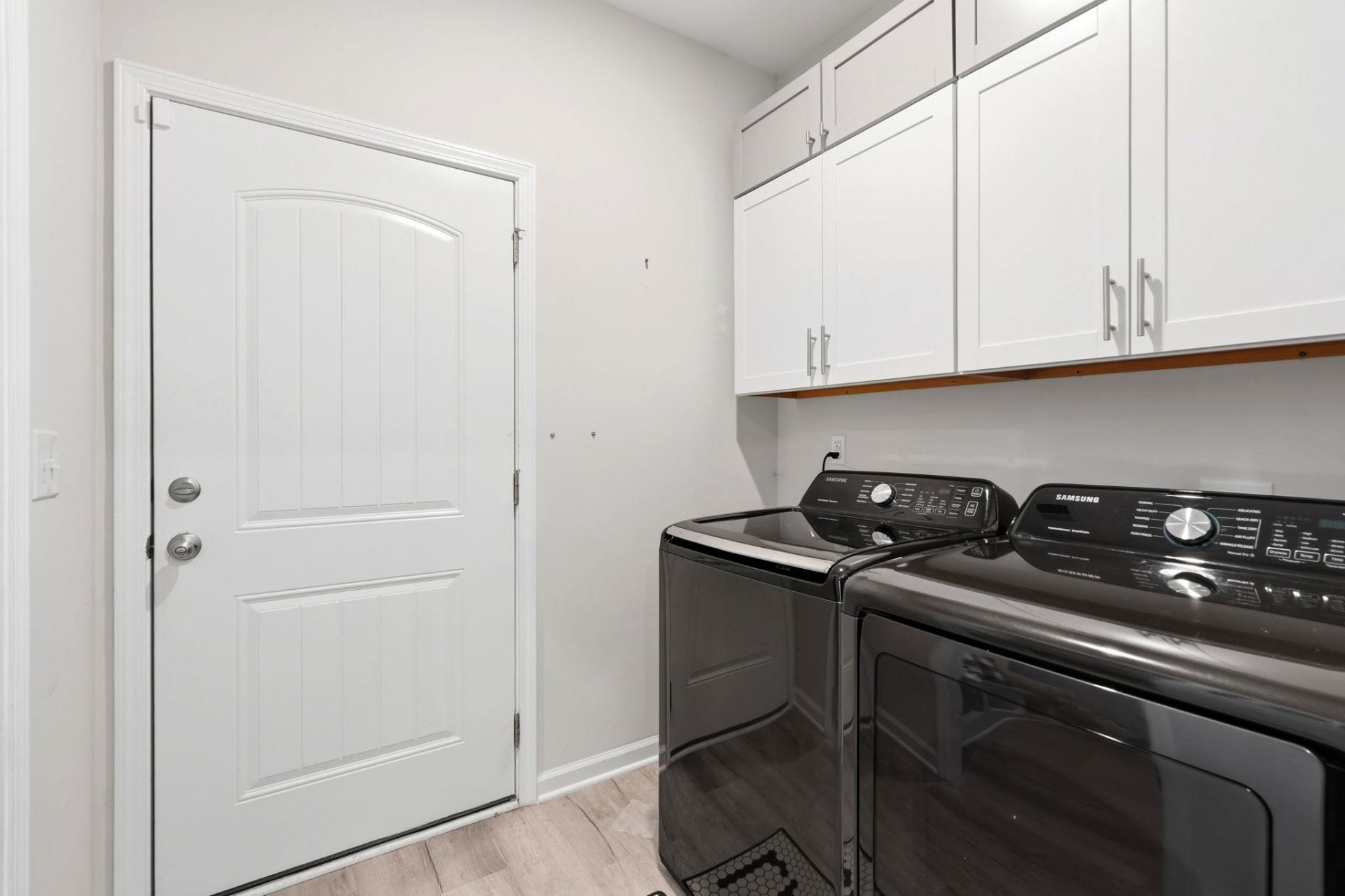 456 Hillsborough Dr. Photo 36
